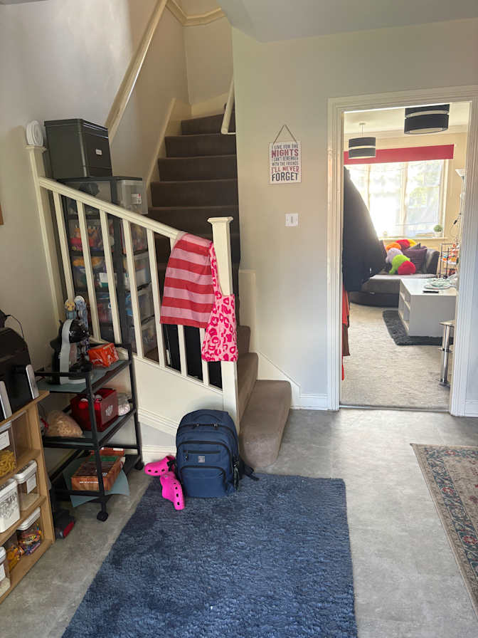 Leanne Officer's room