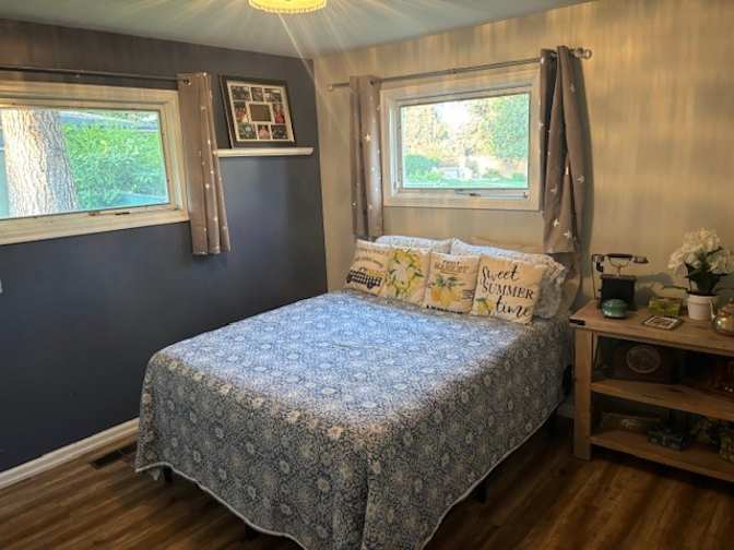 Ali's room