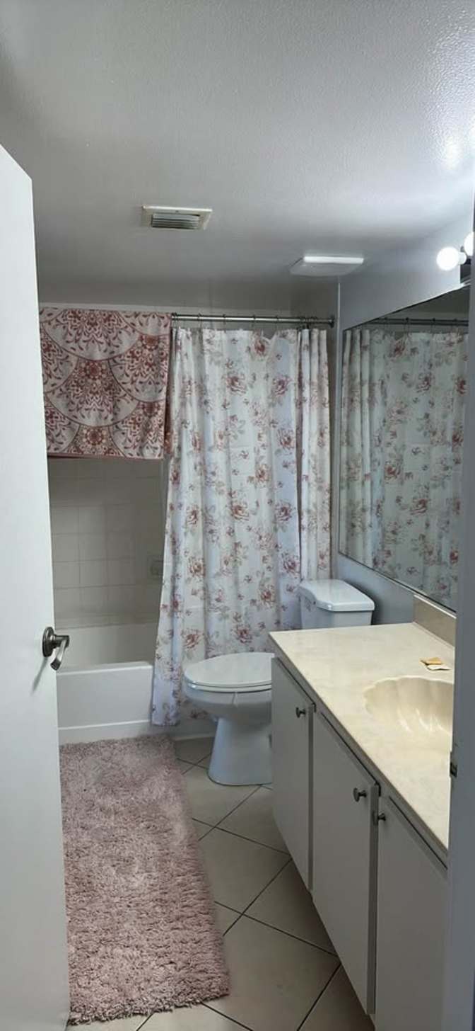 Johanna Chone's room
