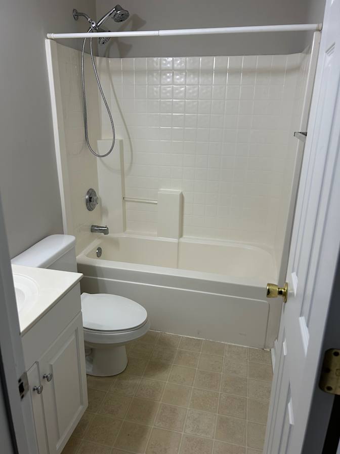 Alcove Rooms's room