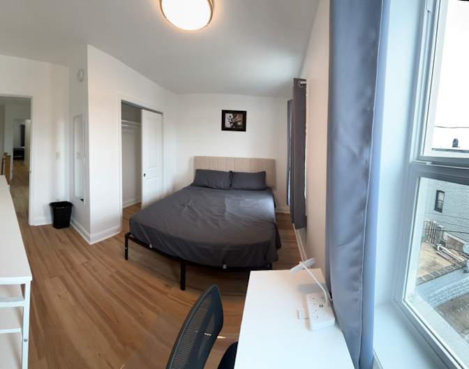 Thaddeus Harrington's room