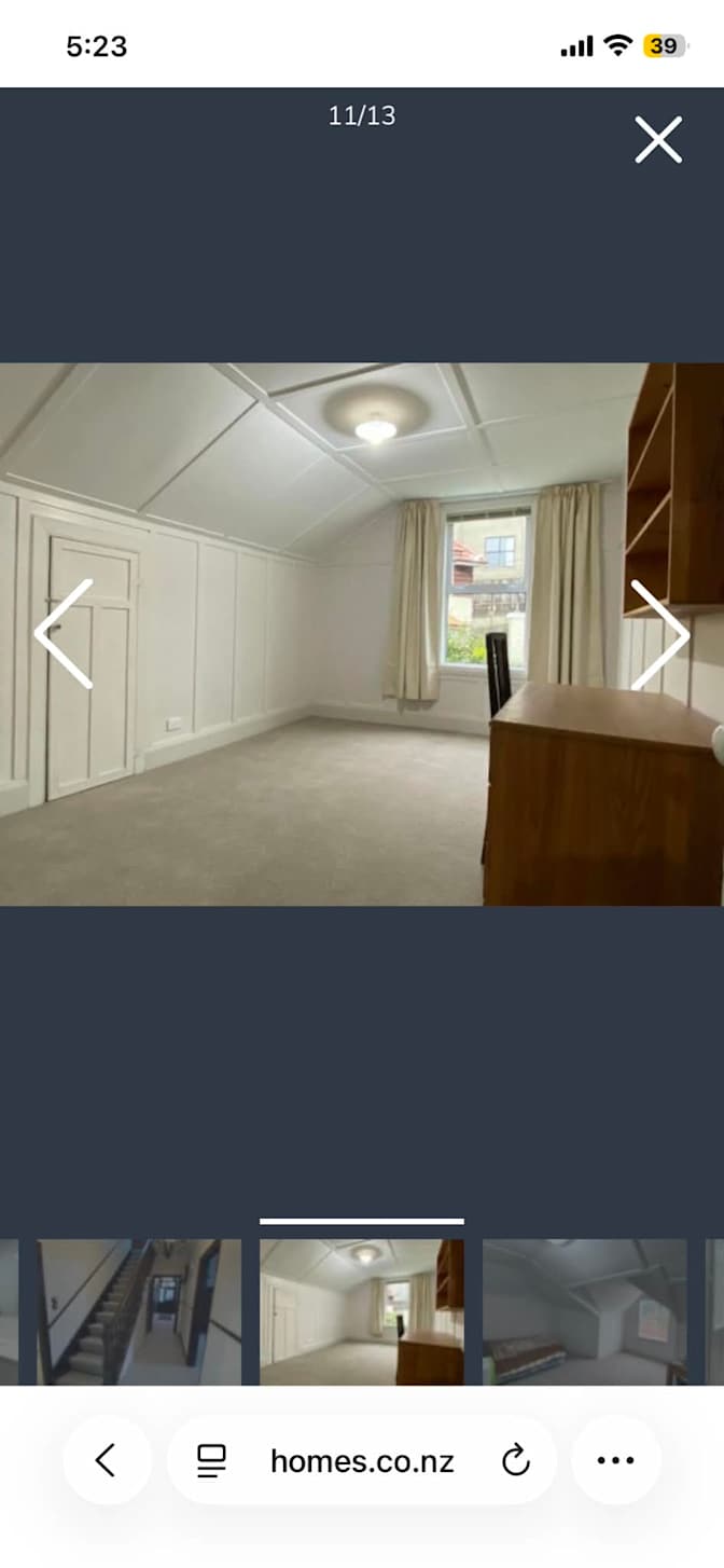 Zoë's room
