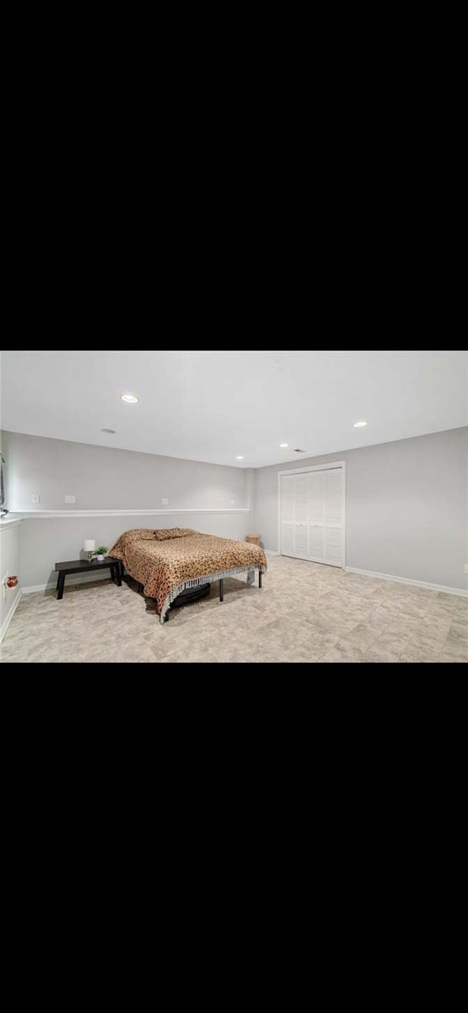 Dustin's room
