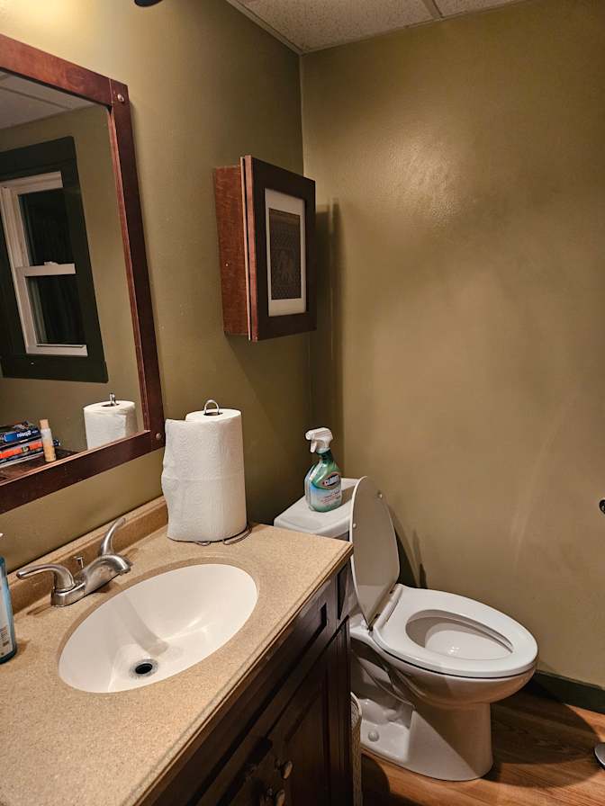 David L Wold's room