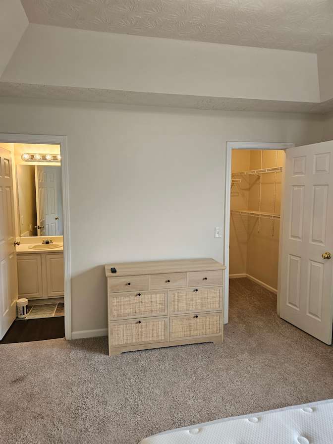 Darwin's room