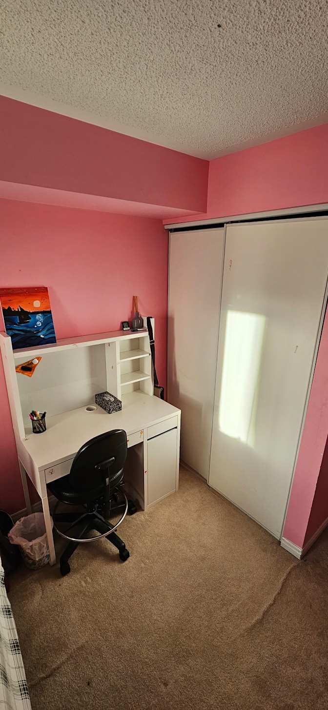 Sam sh's room