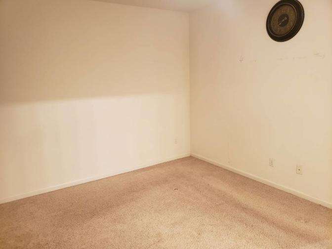 Thomas's room