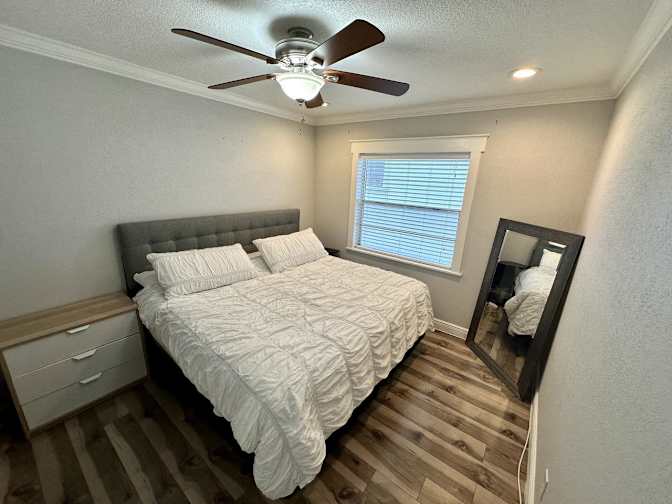 Micheal Glass's room