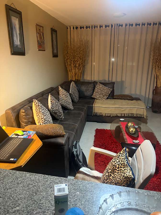 NHLAKANIPHO PRINCE's room