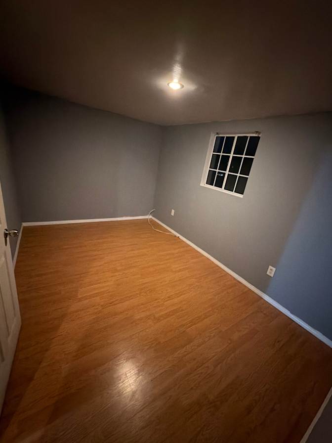 Rolando's room