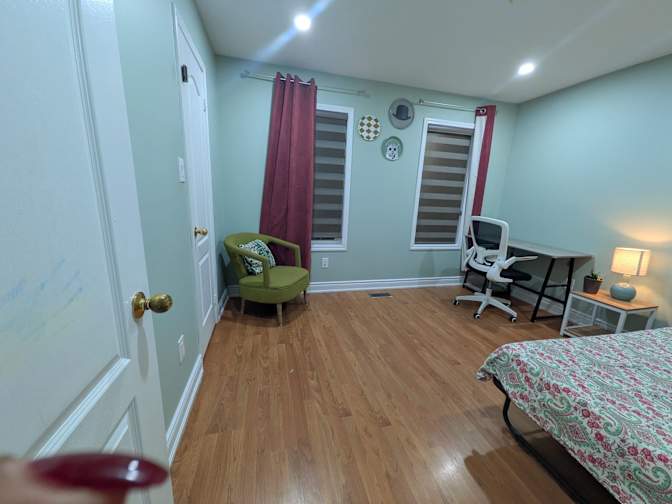 Kuldip Mishra's room