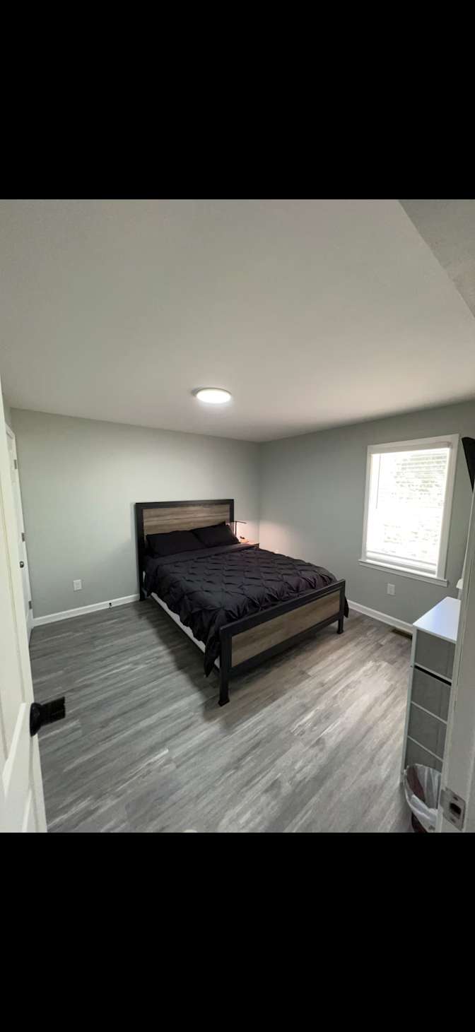 Hikman's room