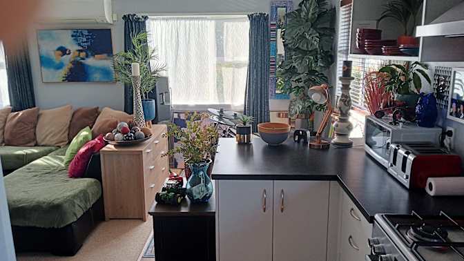 JEREMY's room