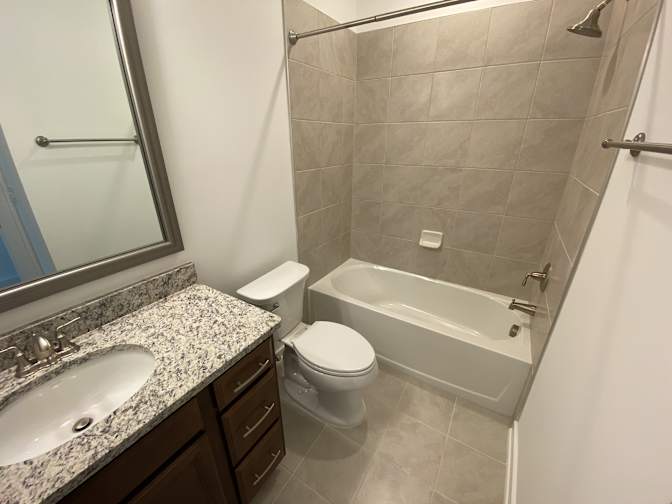 Alcove Rooms's room