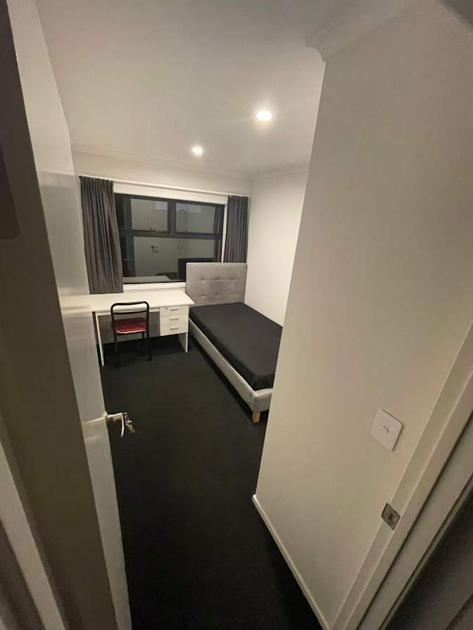 paul's room