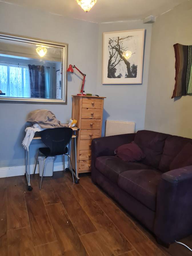 Shan's room