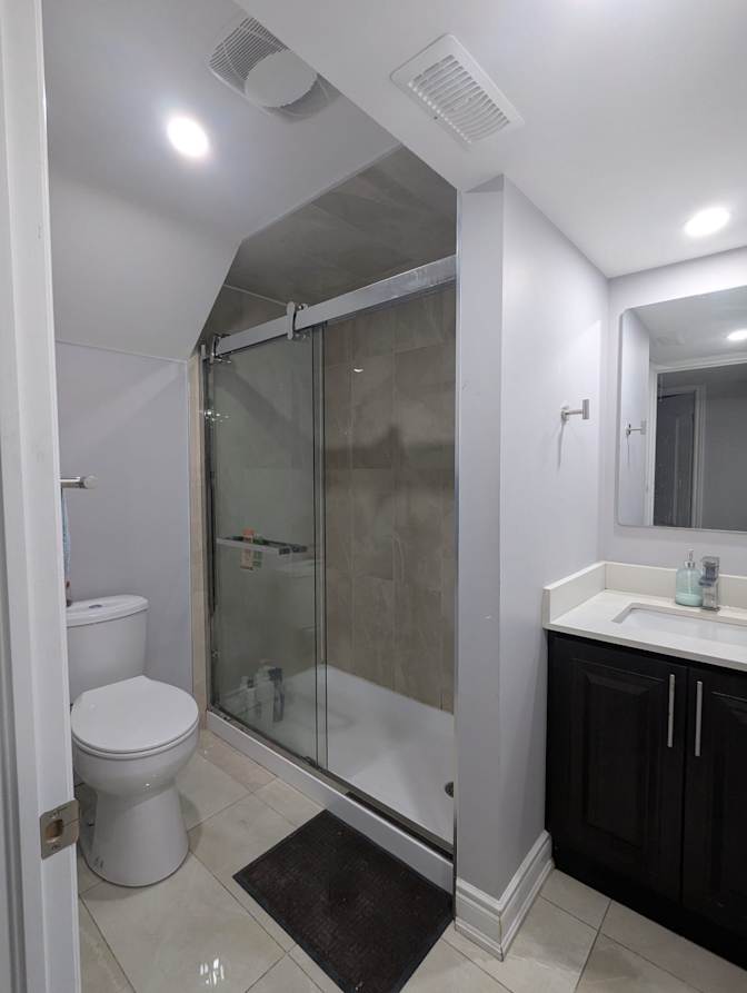 Jaspreet Sekhon's room