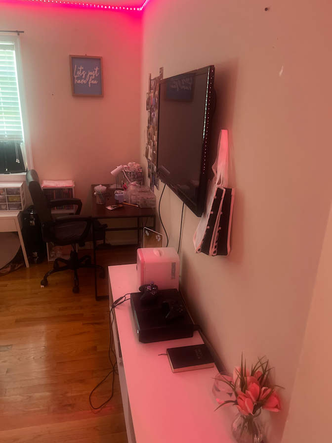 Johanny's room