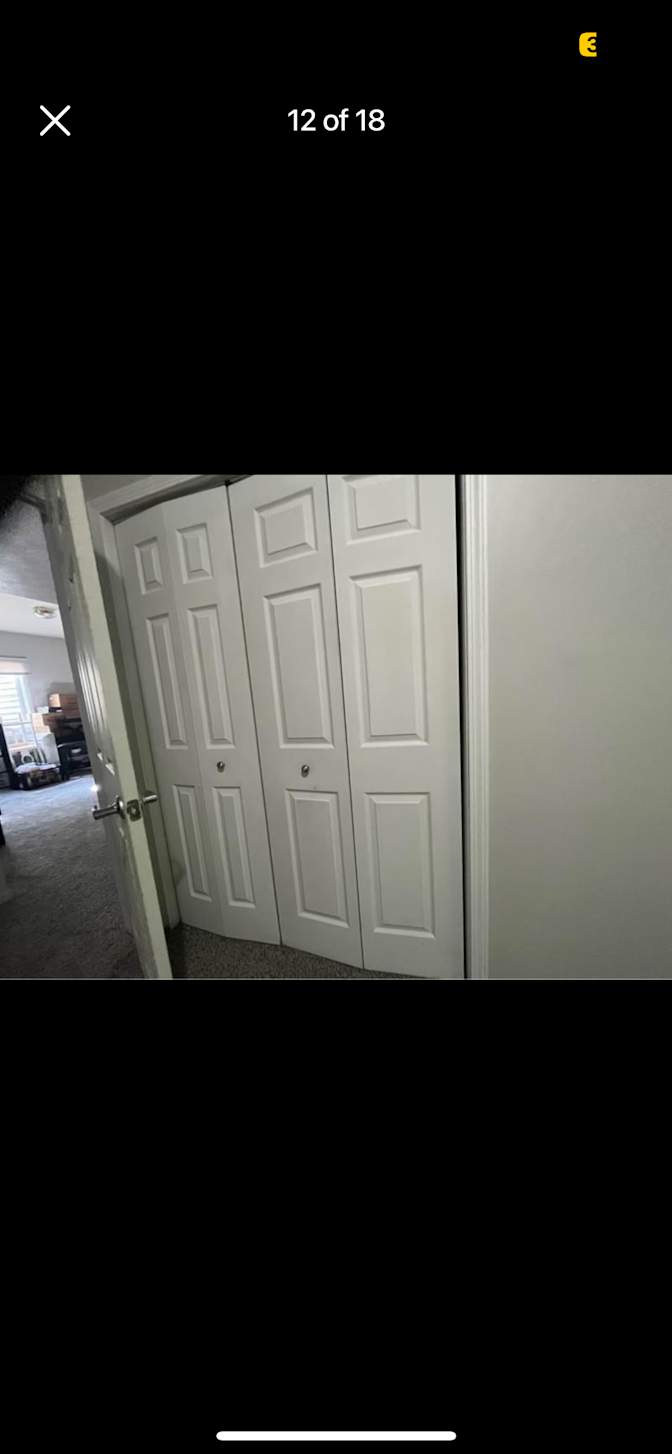 dina's room