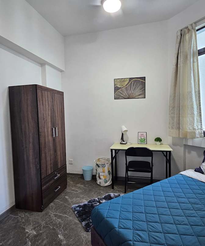 Sunny's room
