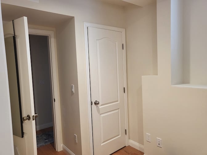 Niechma's room
