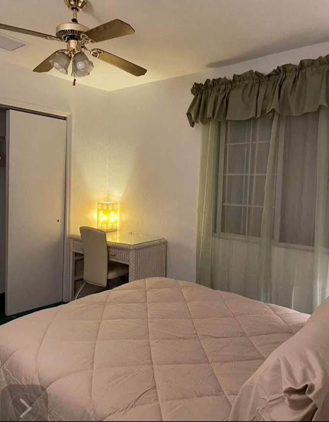 Deon's room