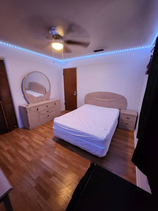 PadSplit's room