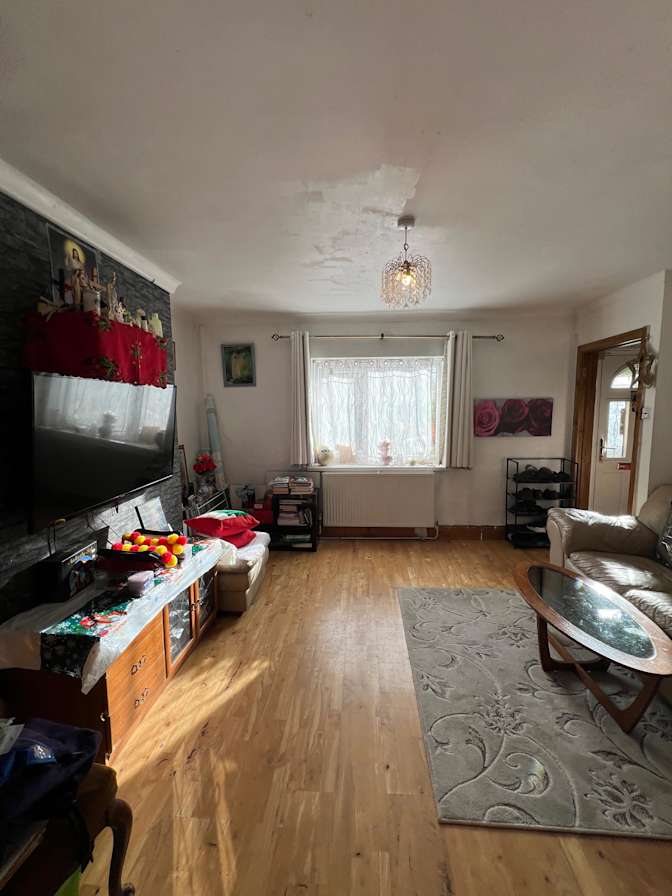 Jennifer's room
