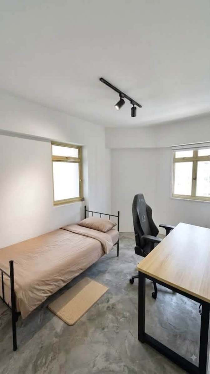 Farah's room