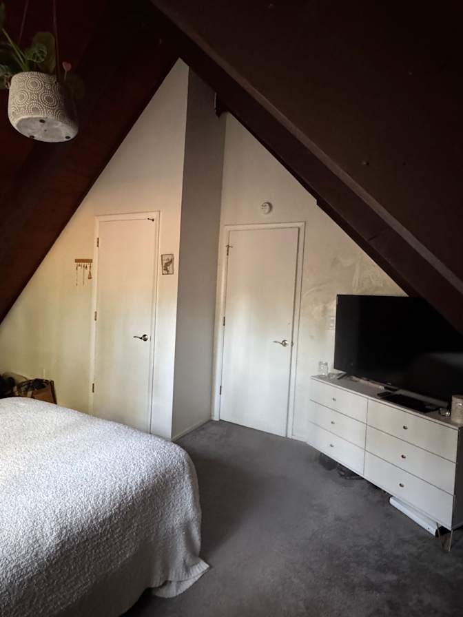 Lili's room