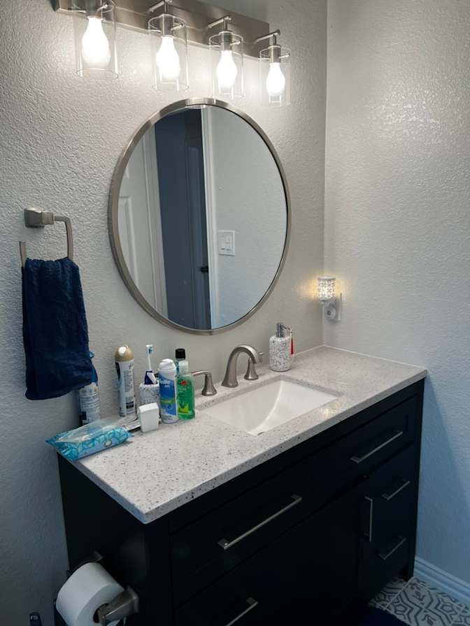 Magali A.'s room