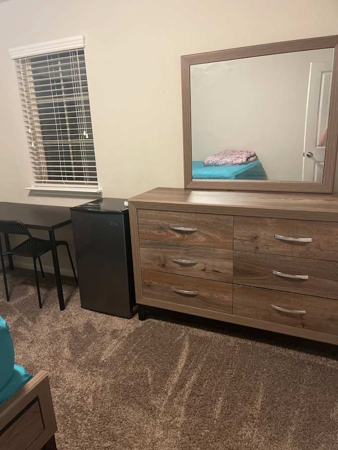 MINH's room