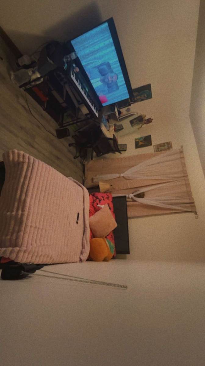 Sanderos D Fentaw's room