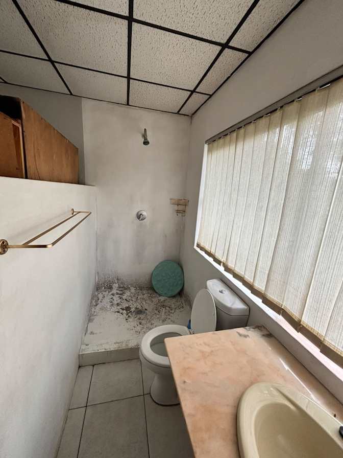 Julien Hanna's room