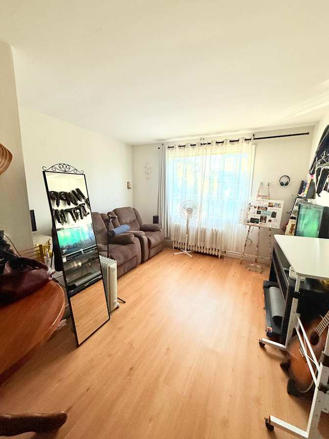 Vismaya's room