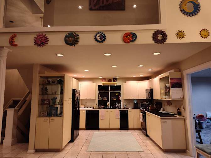 Lisa's room