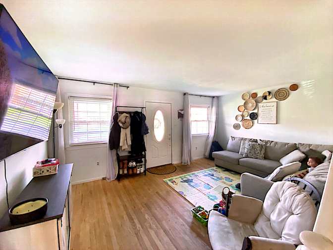 Haelly's room