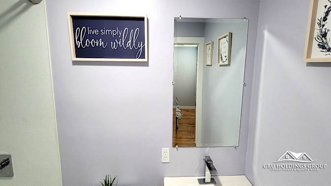 GBU Holdings Group's room