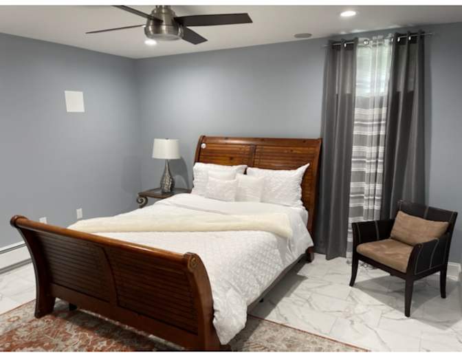 Diamond745ill's room