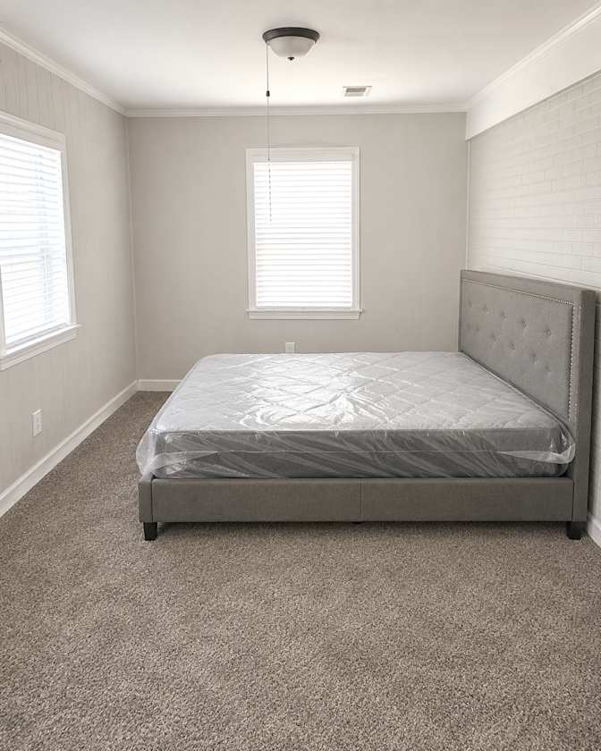 Valerie D's room