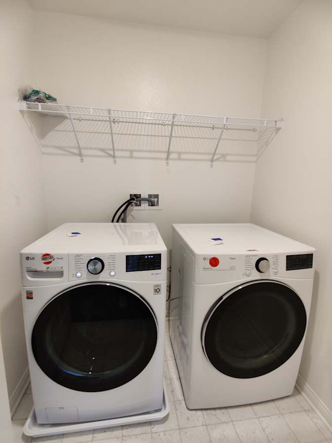 Lakevilla's room