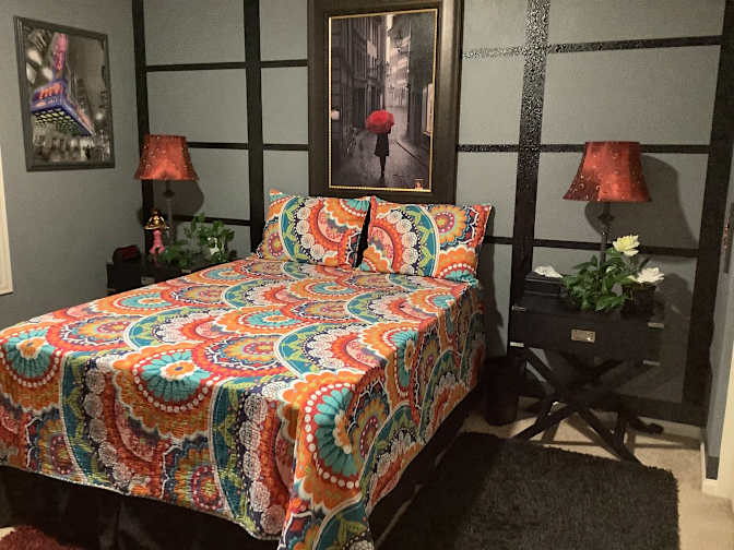 Lisa's room