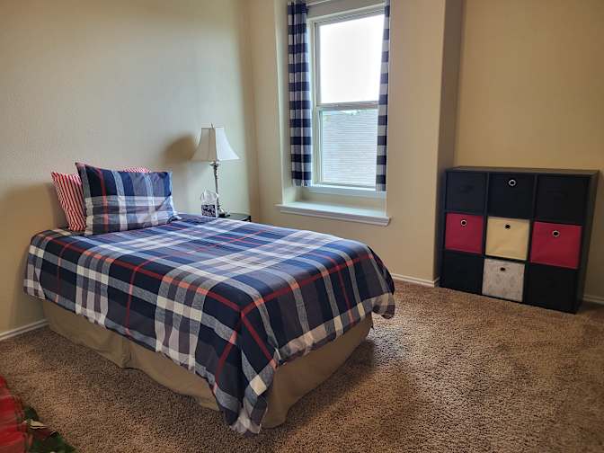 Caren's room