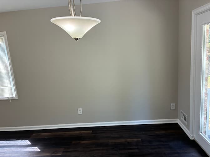 Alcove Rooms's room