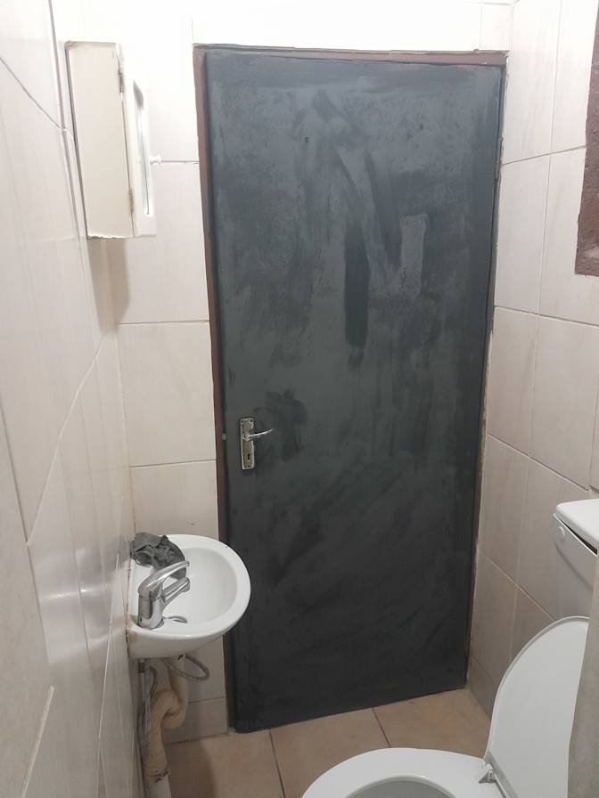 Ishola's room