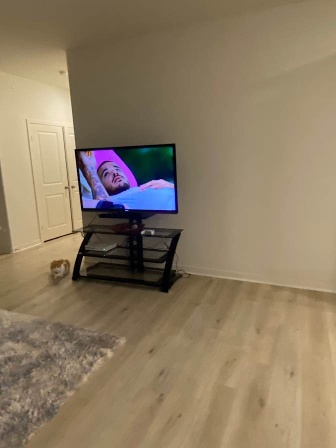 Miani Giron's room