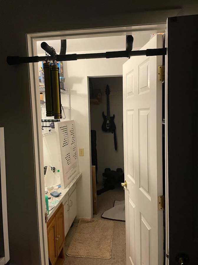 PRIVATE BEDROOM - Danbury - Connecticut - Office - Music - Craft Studio's room