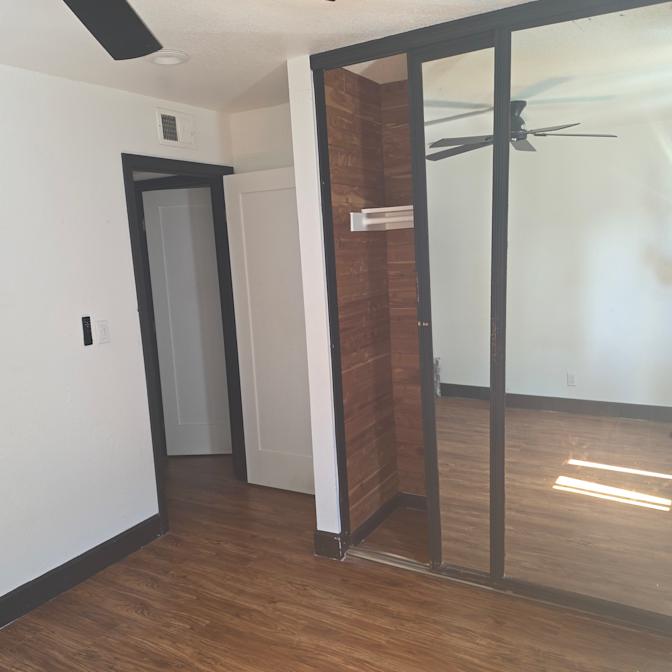 Marquis's room