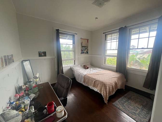 Isabelle's room