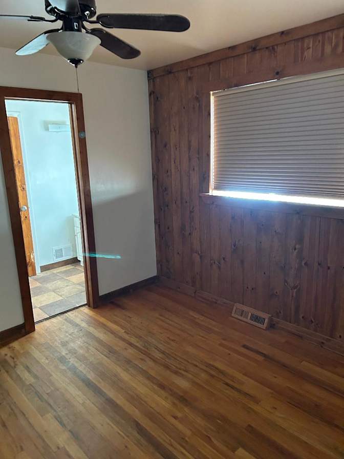 steele Hampton Stevens's room